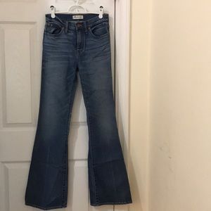 Madewell Medium wash bell bottom jeans. New w tags
